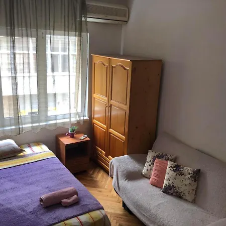 апартамент Eli Guest house *